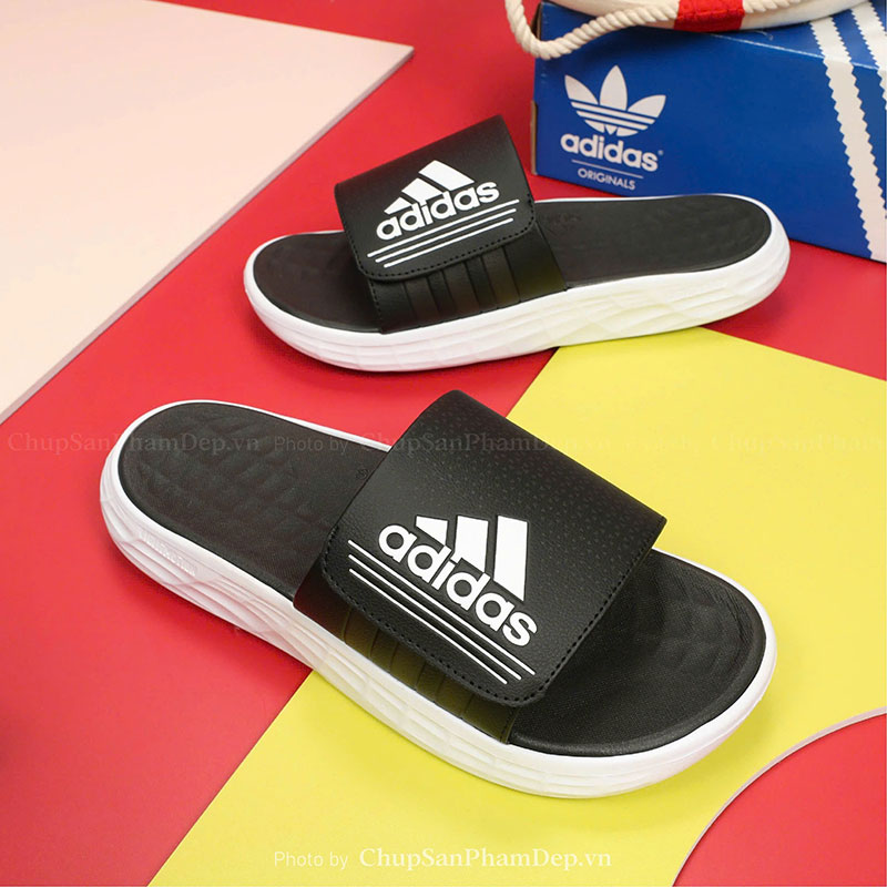 Dép Quai Ngang Dán Xé Logo Adidas Màu Bắt Mắt