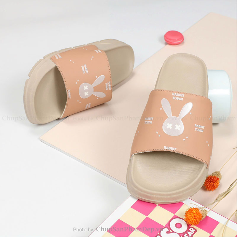 Dép Quai Ngang Monogram Rabbit Thời Trang