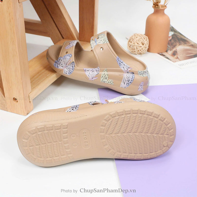 Dép Đúc Crocs Classic Crush Nữ Tính