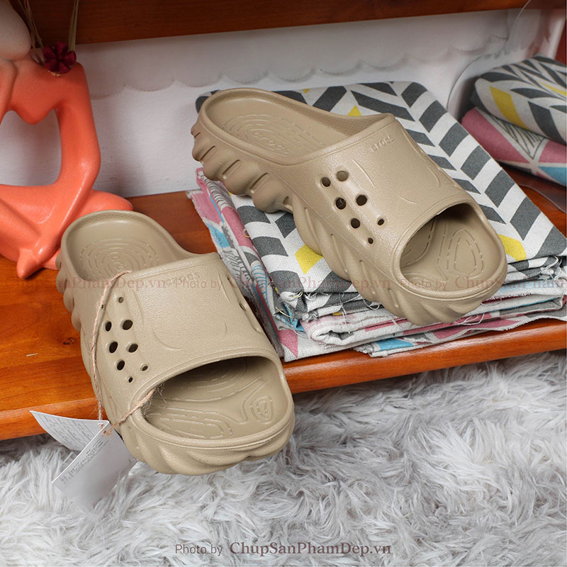 Dép Đúc Nguyên Khối Crocs Liệu Zin Chất Lượng Cao