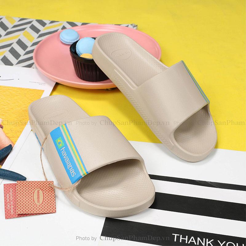 Dép Đúc Nguyên Khối Havaianas Slides Màu Cổ Điển