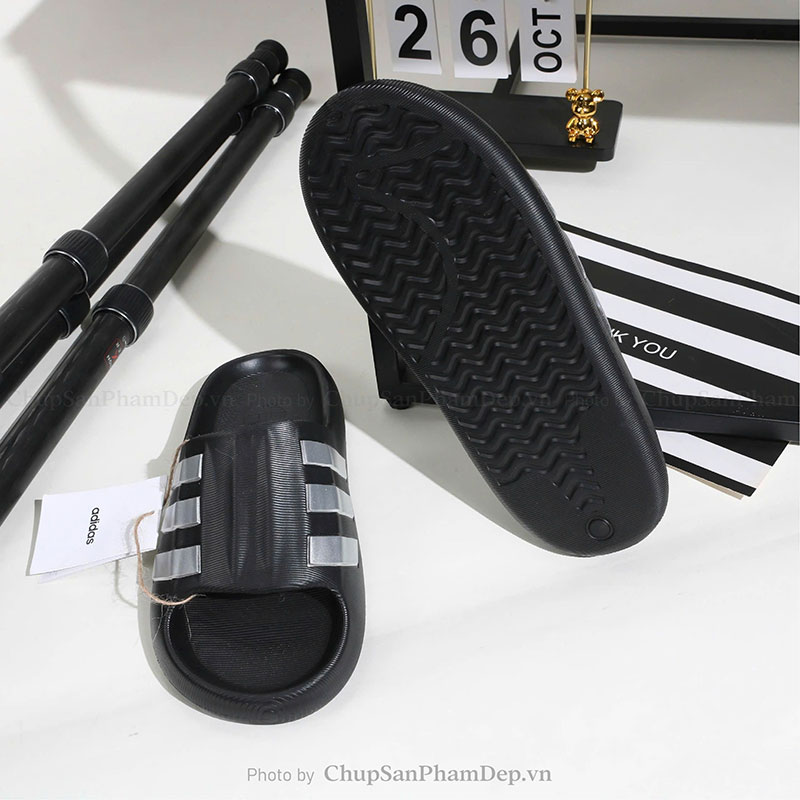 Dép Đúc Quai Ngang Adidas Slides Black Cá Tính