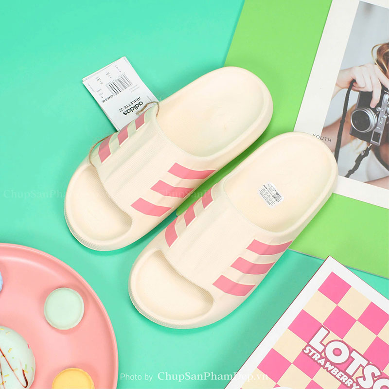 Dép Đúc Quai Ngang Adidas Slides Cream Color Tươi Sáng