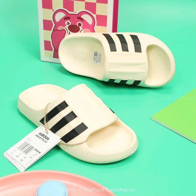 Dép Đúc Quai Ngang Adidas Slides Cream Color Tươi Sáng