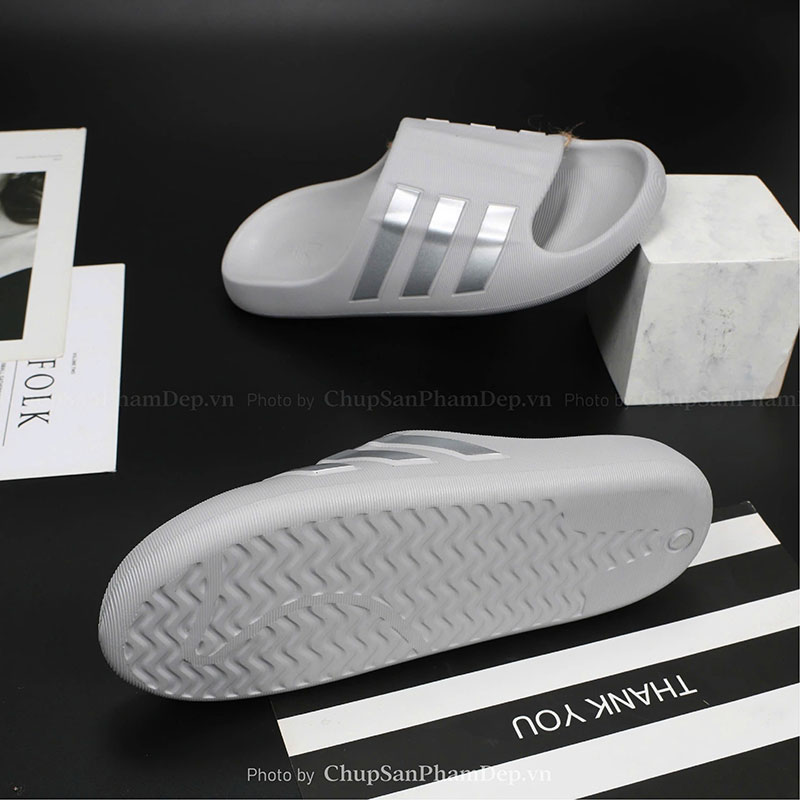 Dép Đúc Quai Ngang Adidas Slides Grey Sang Trọng