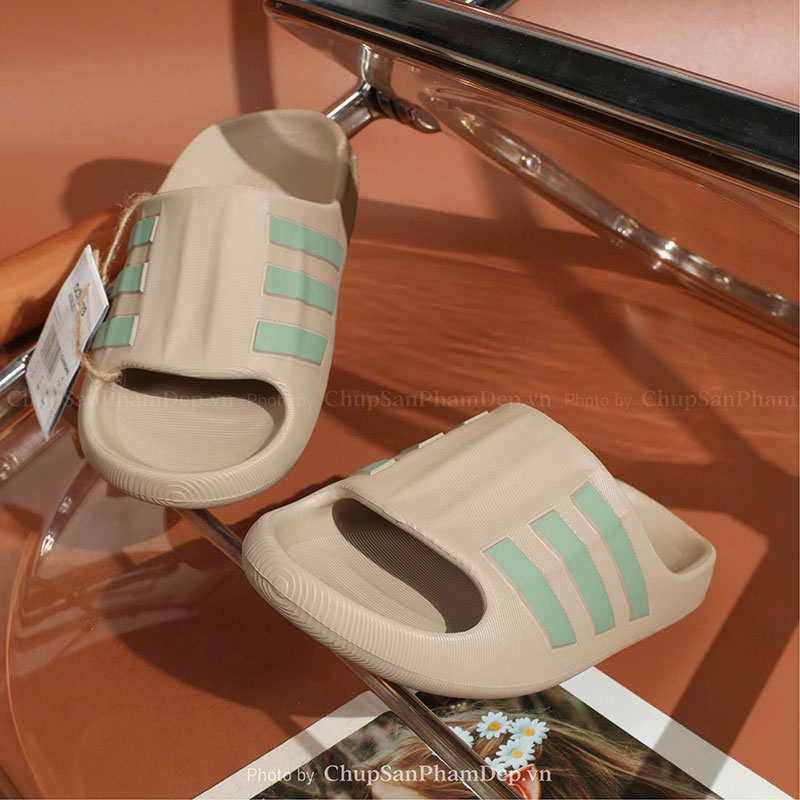 Dép Đúc Quai Ngang Adidas Slides Light Brown Sắc Nét