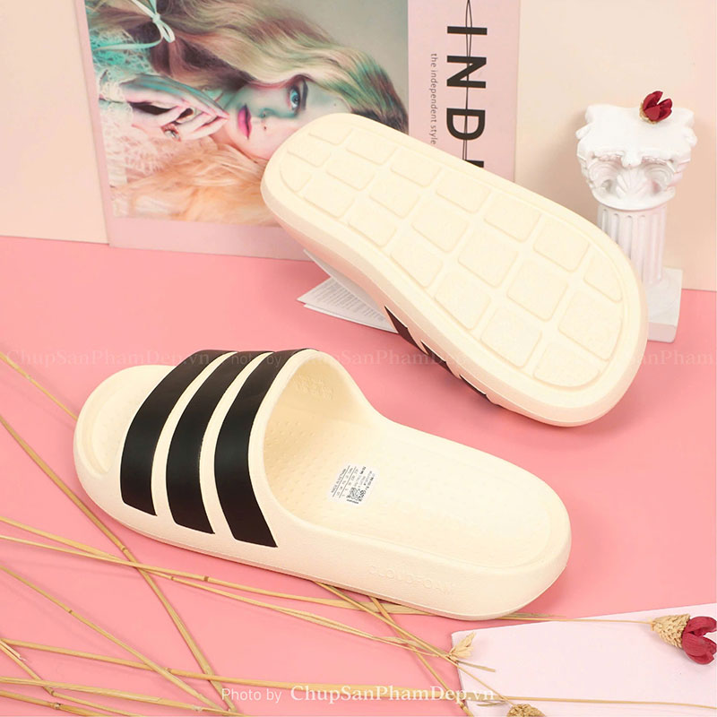 Dép Đúc Quai Ngang Adilette Slide Cream Bắt Mắt