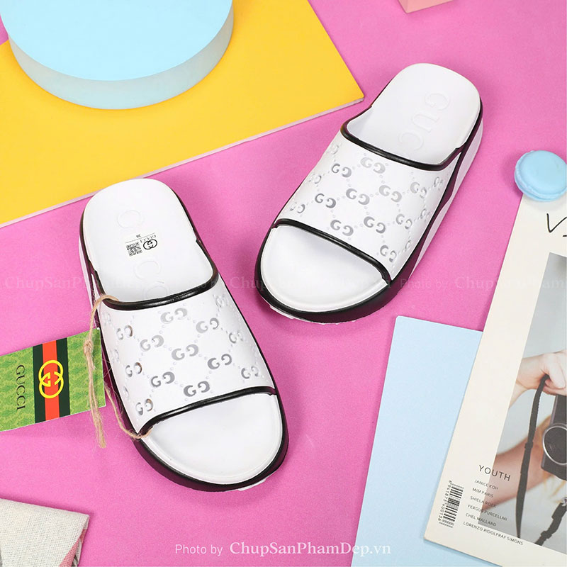 Dép Đúc Quai Ngang Gucci Slides Màu Nổi Bật