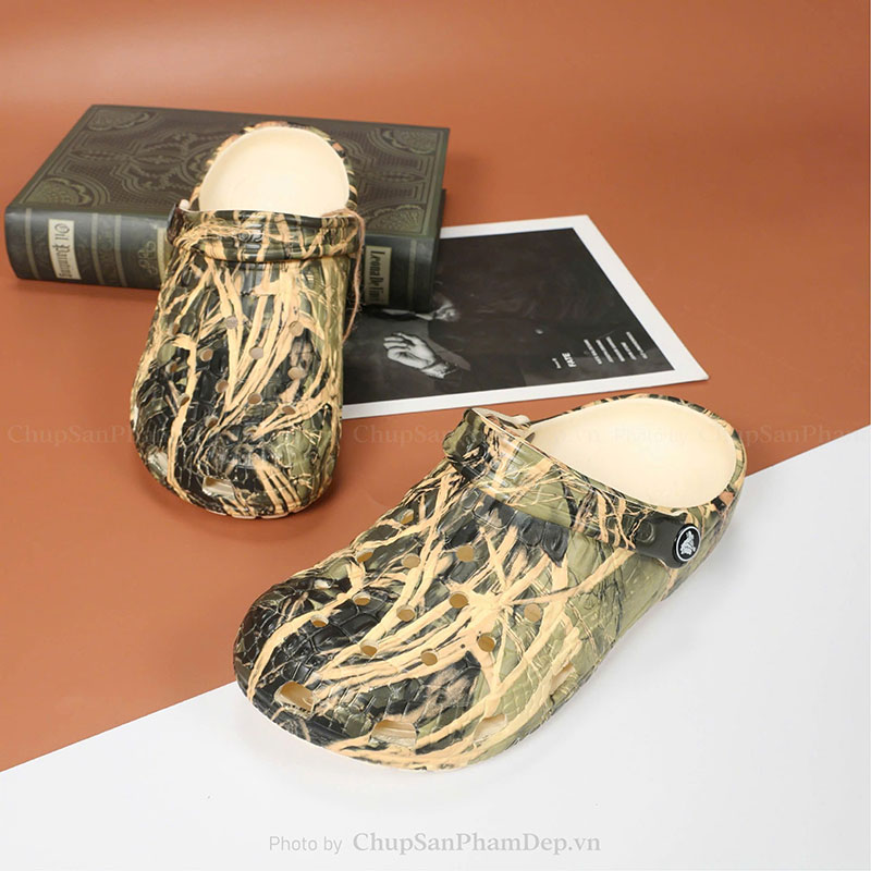 Dép Sục Crocs 02 Camo Năng Động