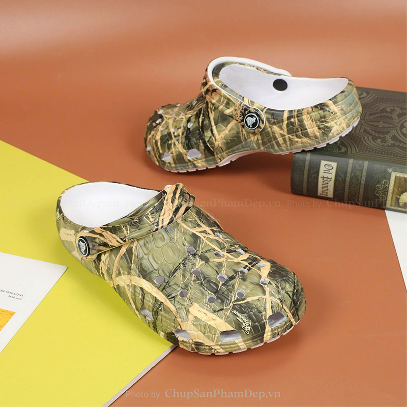 Dép Sục Crocs 02 Camo Năng Động