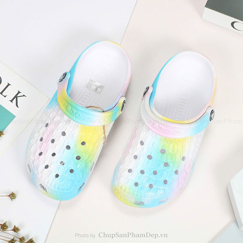 Dép Sục Crocs 02 Loang Màu Ấn Tượng