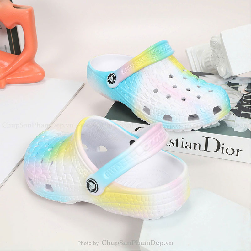 Dép Sục Crocs 02 Loang Màu Ấn Tượng