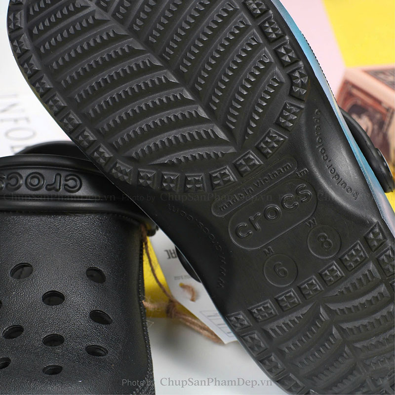 Dép Sục Crocs 05 Viền Đế Màu Sắc Nét