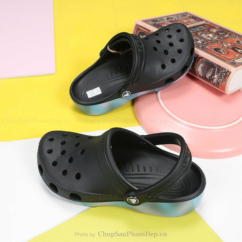 Dép Sục Crocs 05 Viền Đế Màu Sắc Nét