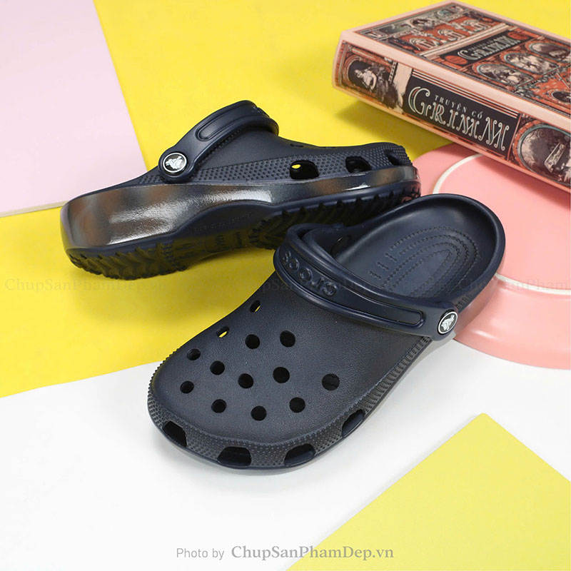 Dép Sục Crocs 05 Viền Đế Màu Sắc Nét