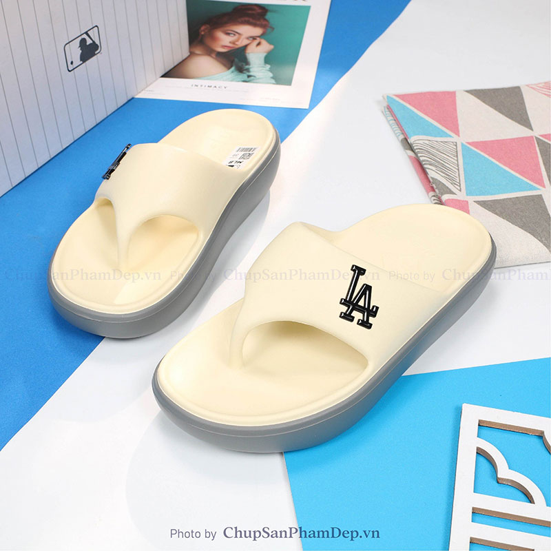 Dép Xỏ Ngón Đúc MLB Flip Flop LA Dodgers Basic