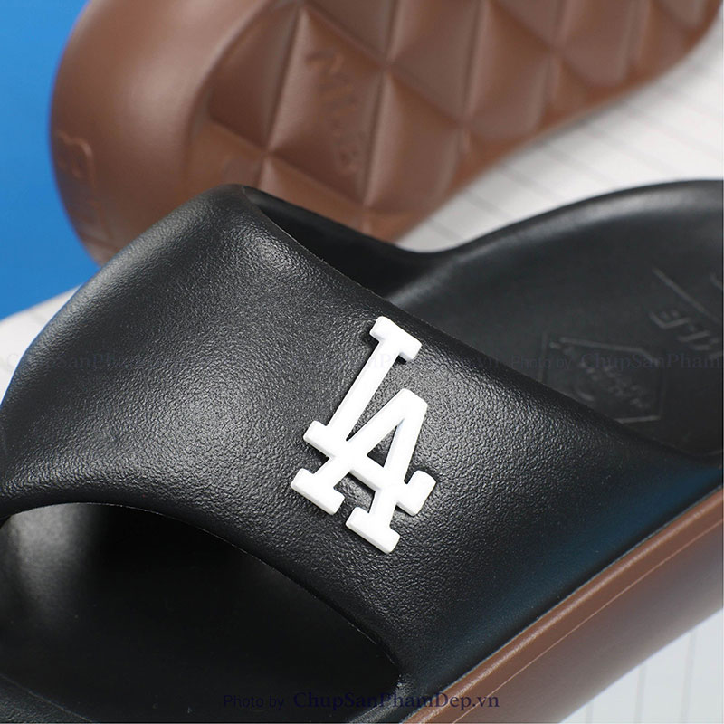 Dép Xỏ Ngón Đúc MLB Flip Flop LA Dodgers Basic