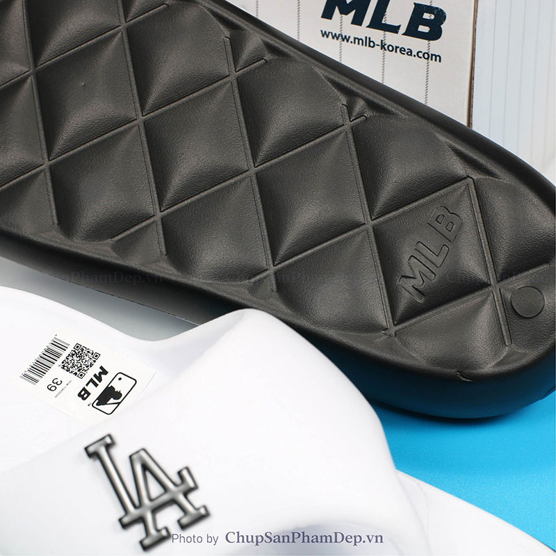 Dép Xỏ Ngón Đúc MLB Flip Flop LA Dodgers Basic