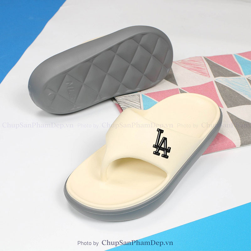 Dép Xỏ Ngón Đúc MLB Flip Flop LA Dodgers Basic