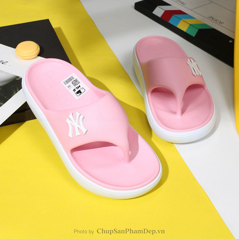 Dép Xỏ Ngón Đúc MLB Flip Flop New York Cổ Điển