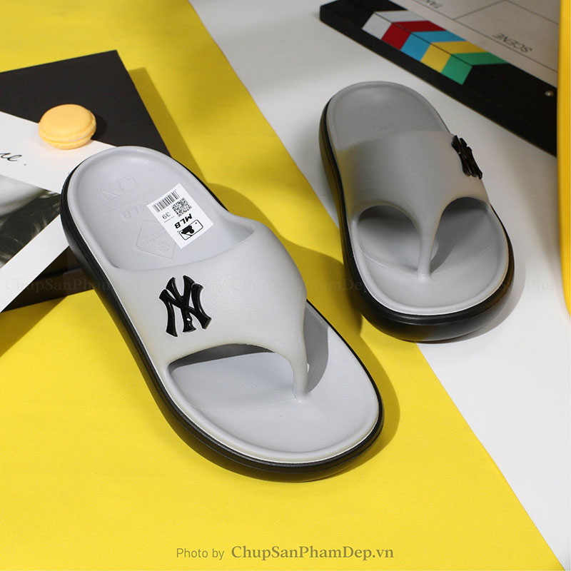 Dép Xỏ Ngón Đúc MLB Flip Flop New York Cổ Điển