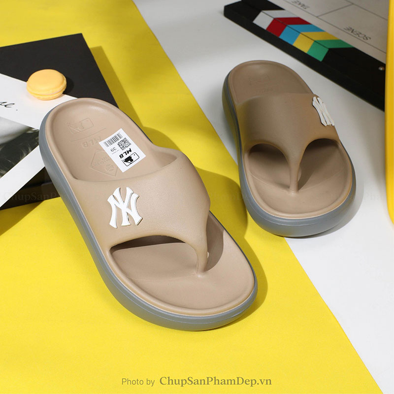 Dép Xỏ Ngón Đúc MLB Flip Flop New York Cổ Điển