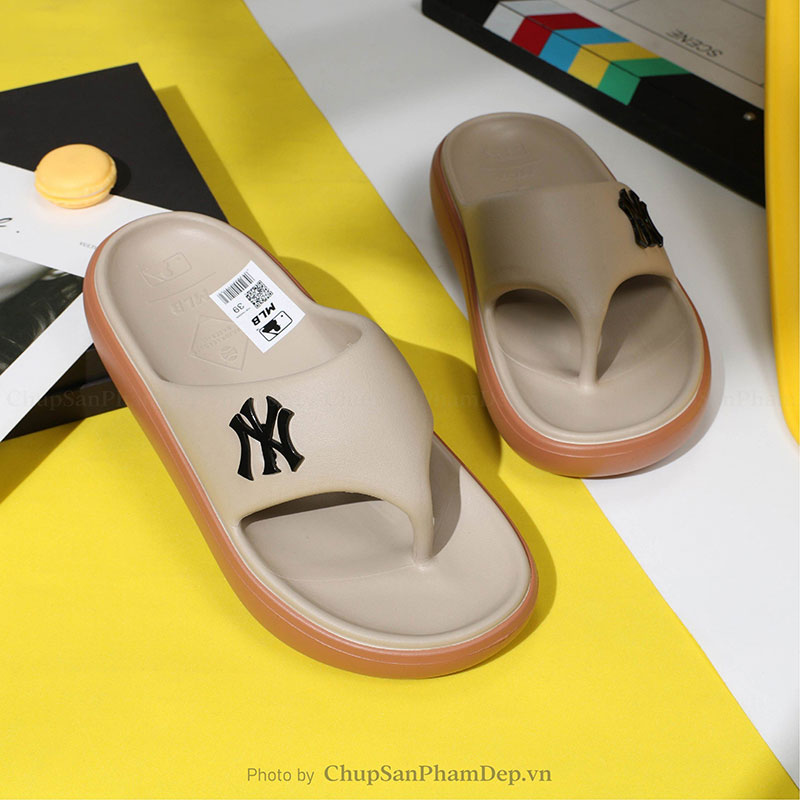 Dép Xỏ Ngón Đúc MLB Flip Flop New York Cổ Điển