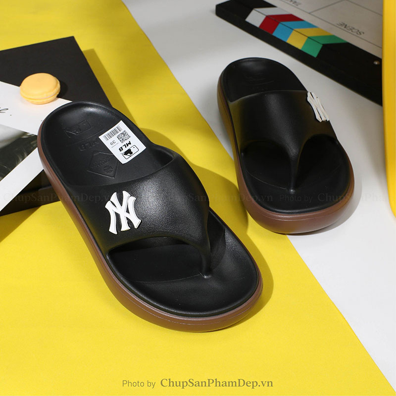 Dép Xỏ Ngón Đúc MLB Flip Flop New York Cổ Điển