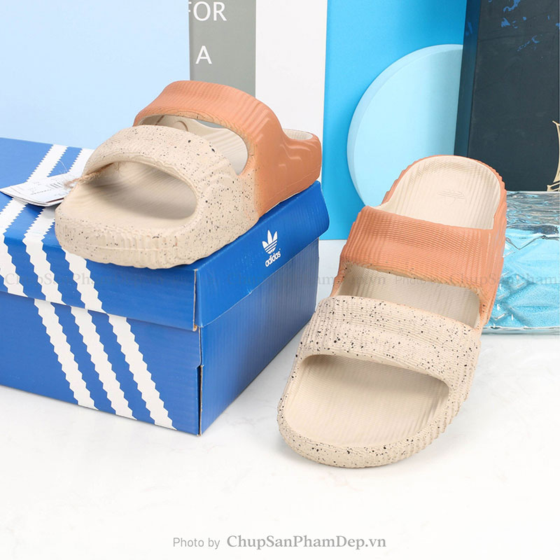 Dép Đúc Adidas 2 Quai Ngang Charm Màu Siêu Bền