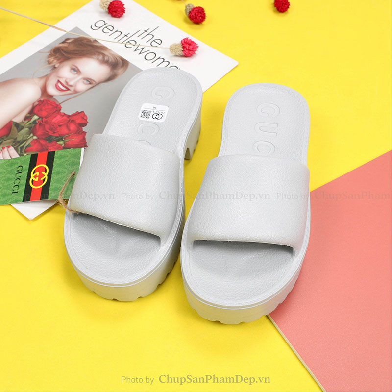 Dép Đúc Gucci Slide Quai Trơn Basic