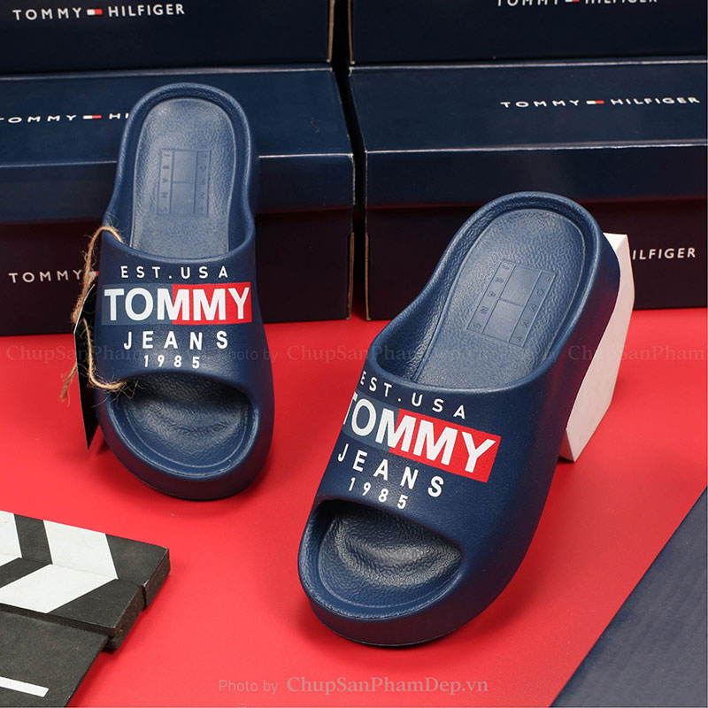 Dép Đúc Nguyên Khối Tommy 1985 Phong Cách Basic