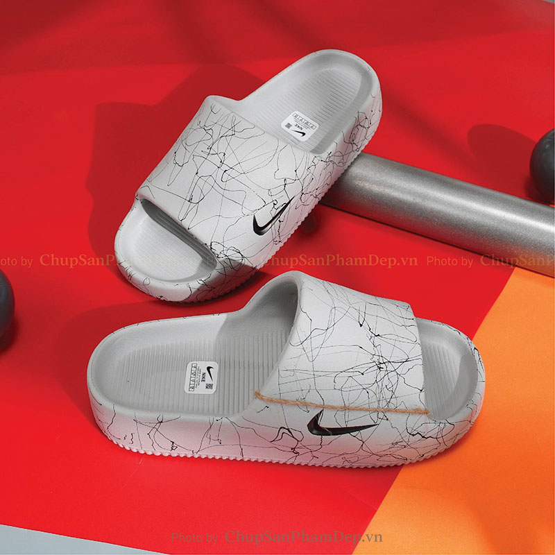 Dép Đúc Nike Calm Họa Tiết Bắt Mắt