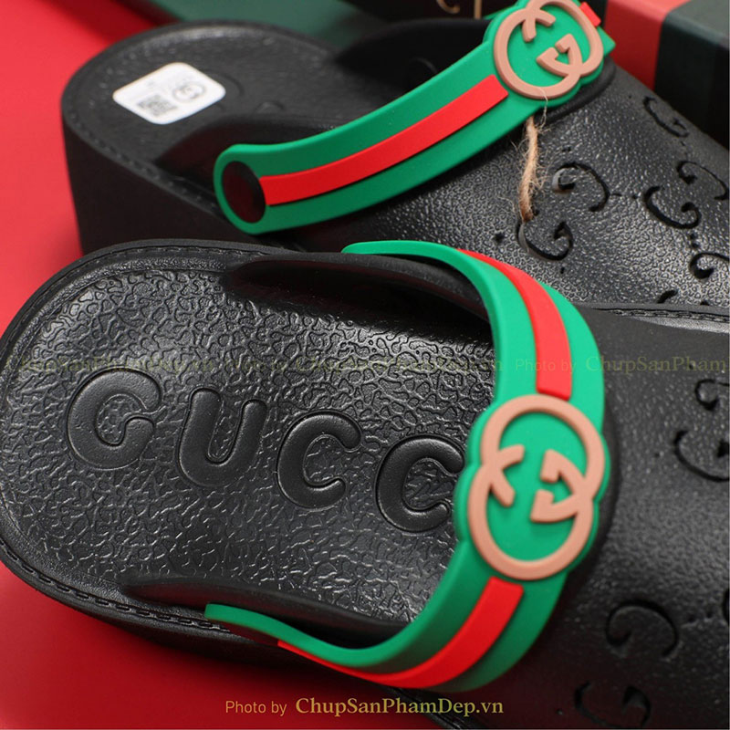 Dép Đúc Quai Màu Logo Gucci Sang Trọng