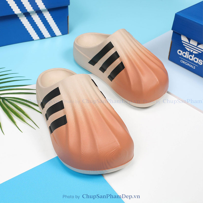 Dép Sục Adidas Slides Charm Màu Trẻ Trung