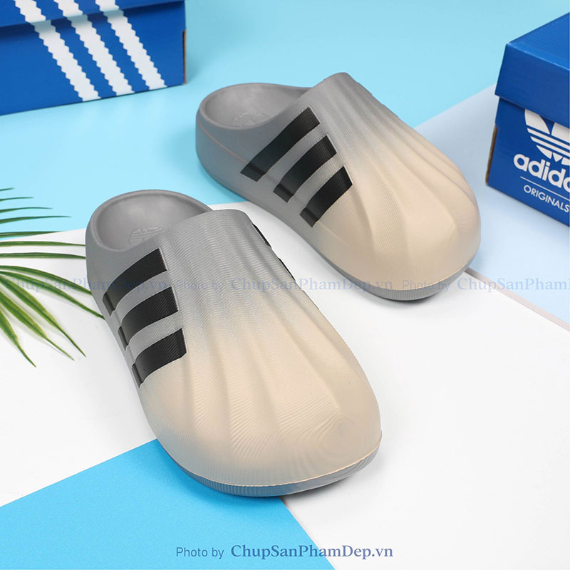 Dép Sục Adidas Slides Charm Màu Trẻ Trung