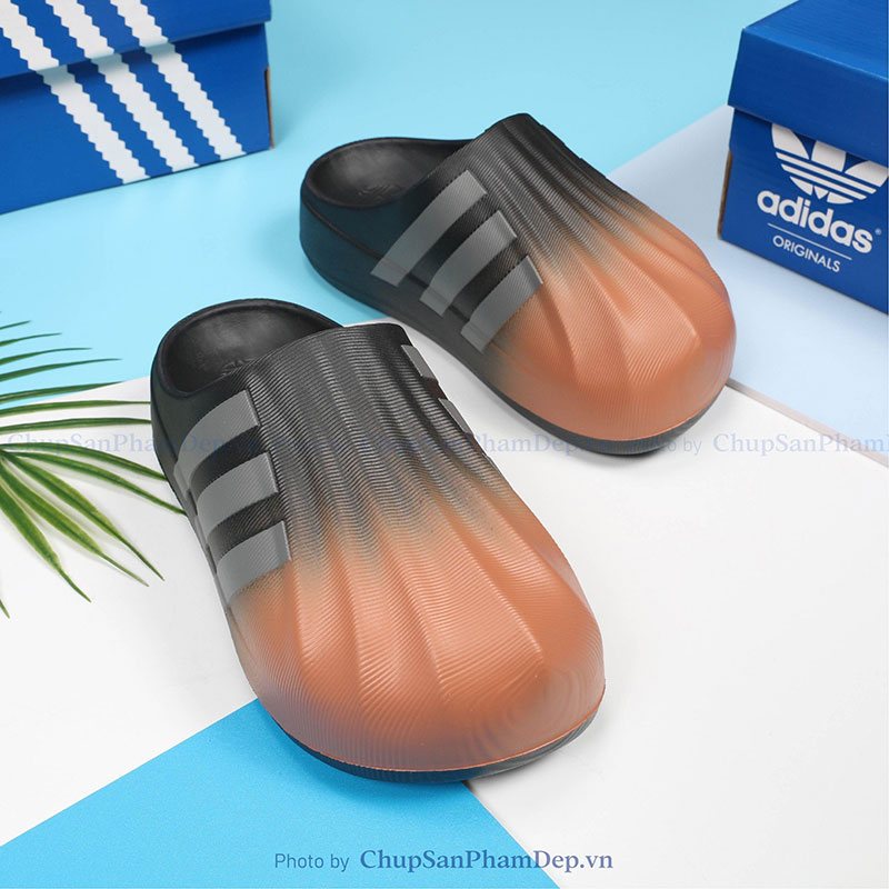 Dép Sục Adidas Slides Charm Màu Trẻ Trung