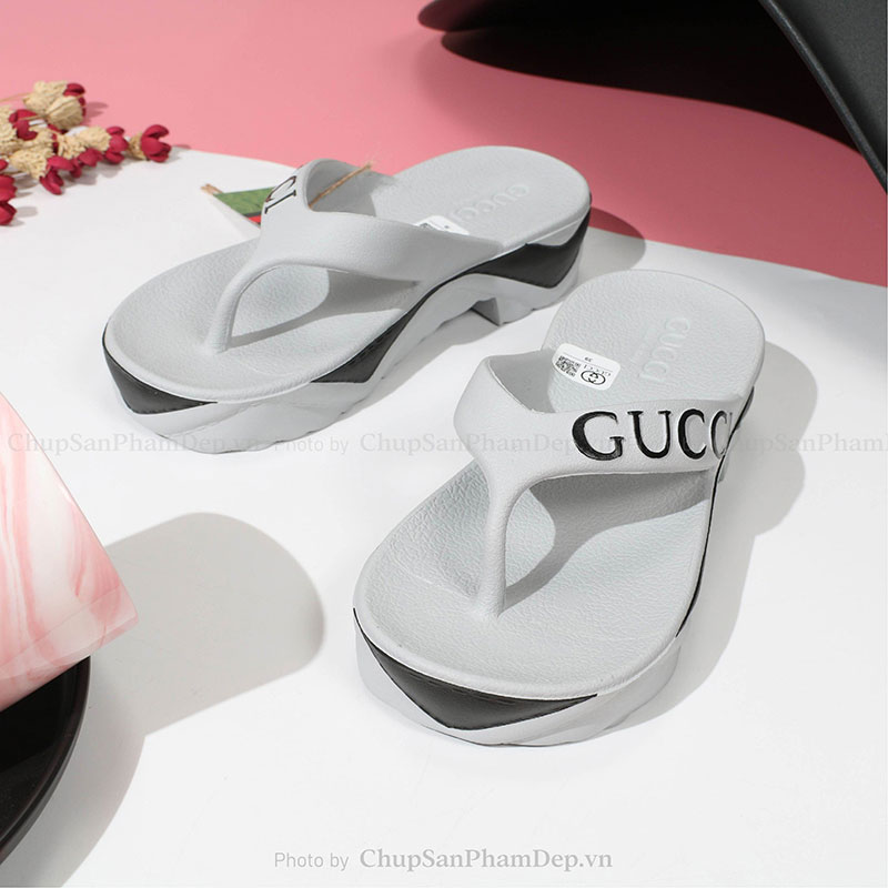 Dép Xỏ Ngón Gucci Viền Màu Tinh Tế