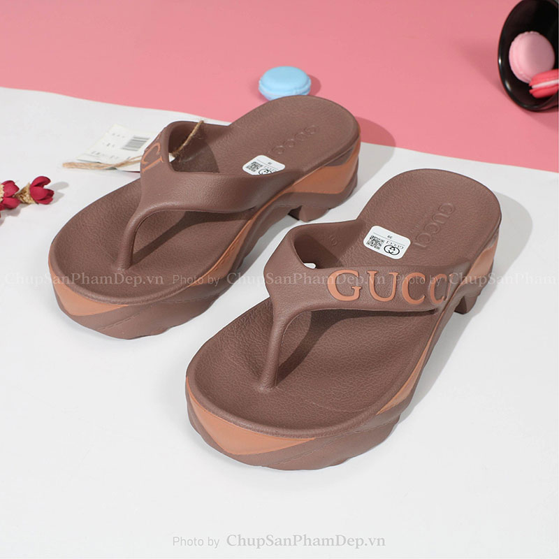 Dép Xỏ Ngón Gucci Viền Màu Tinh Tế