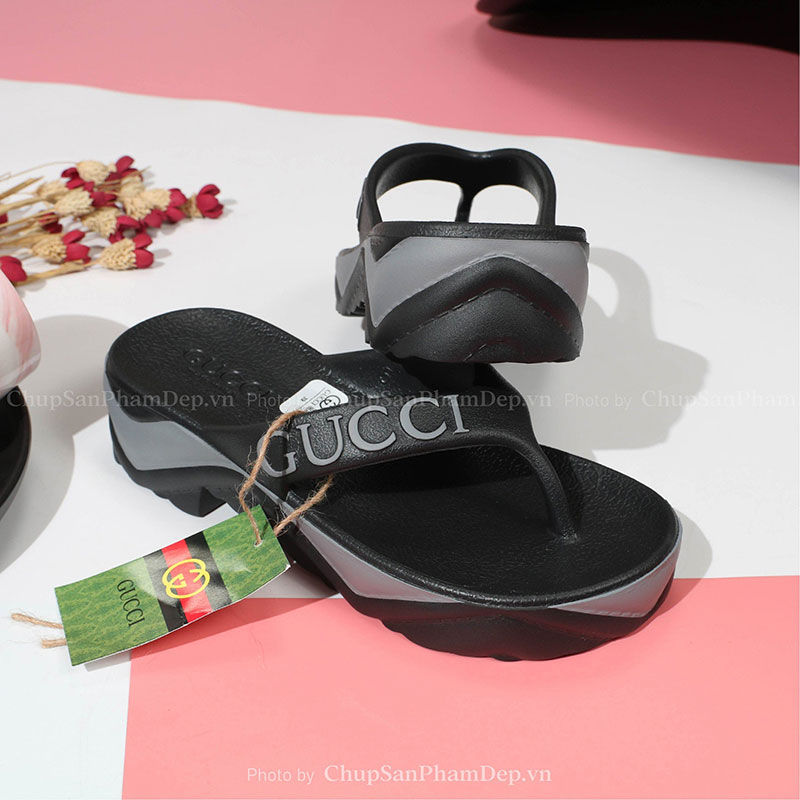 Dép Xỏ Ngón Gucci Viền Màu Tinh Tế