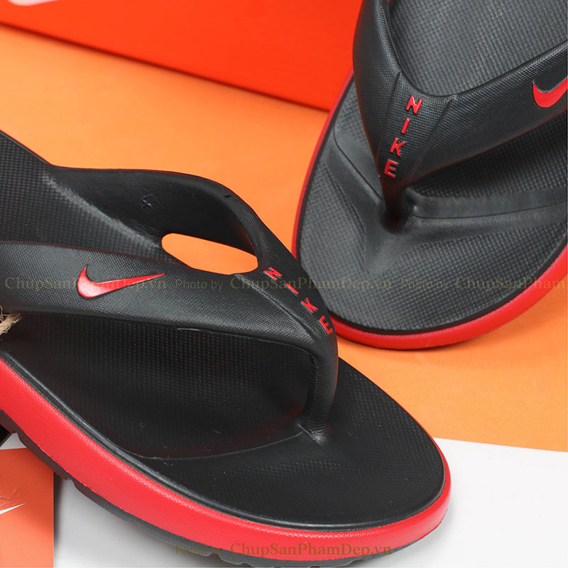 Dép Xỏ Ngón Dạng Đúc Nike Phối Viền Màu New Bắt Mắt