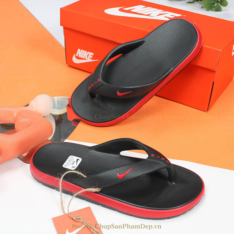 Dép Xỏ Ngón Dạng Đúc Nike Phối Viền Màu New Bắt Mắt