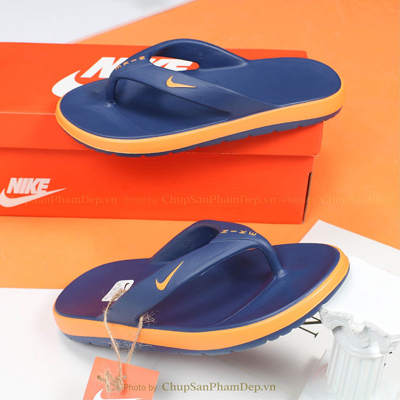 Dép Xỏ Ngón Dạng Đúc Nike Phối Viền Màu New Bắt Mắt