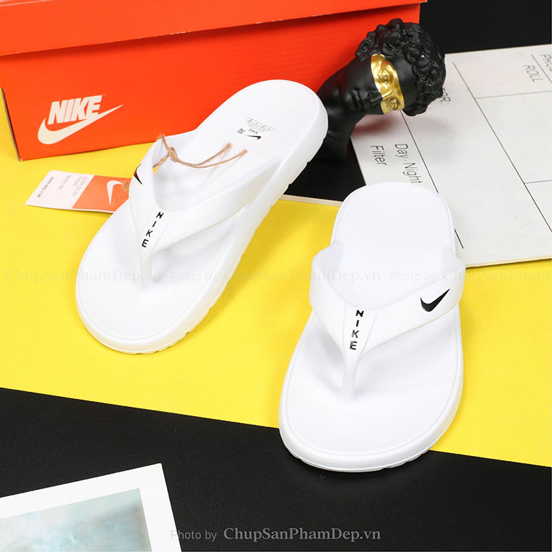 Dép Xỏ Ngón Dạng Đúc Nike Sơn Màu Nổi Bật