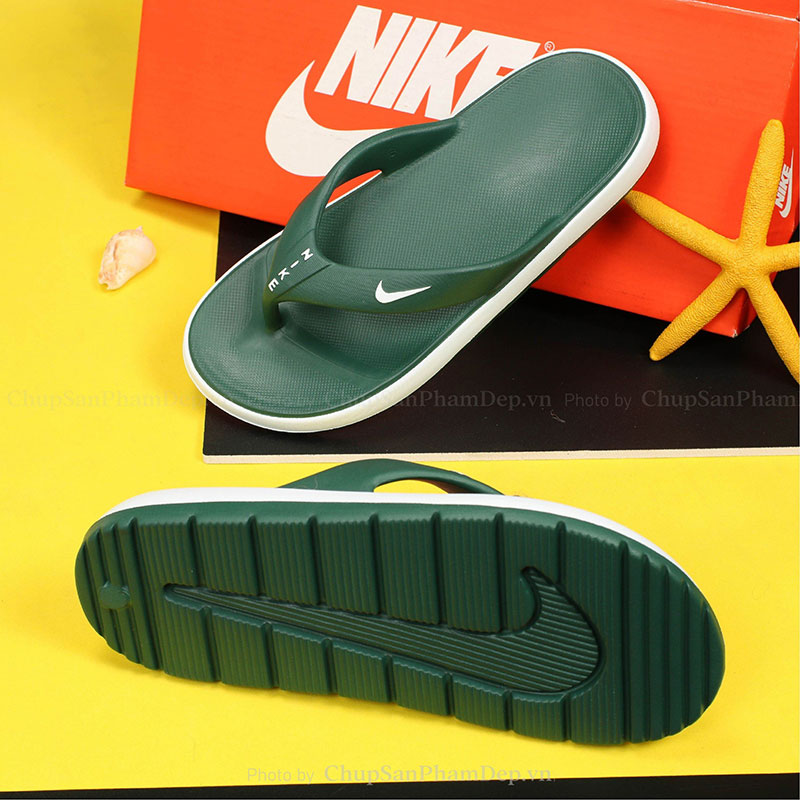 Dép Xỏ Ngón Dạng Đúc Nike Viền Màu Sắc Nét