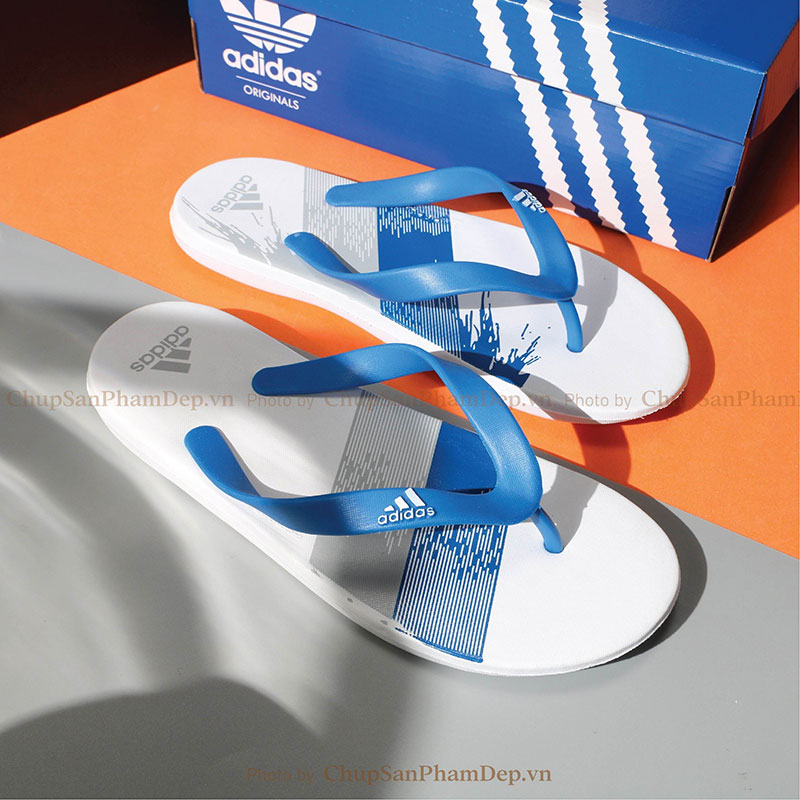 Dép Xỏ Ngón Adidas Mix Sơn Màu Lạ Mắt