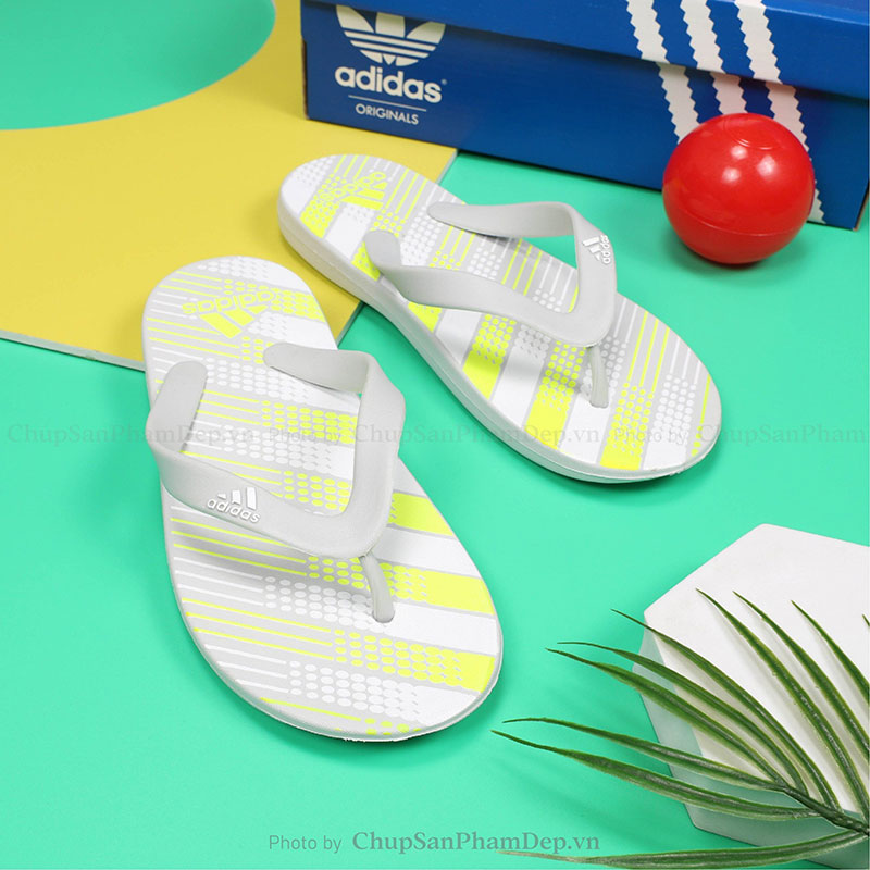 Dép Xỏ Ngón Adidas Slides Màu Thể Thao