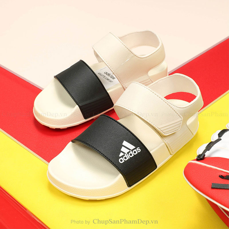 Giày Quai Hậu Adidas Adilette Nhẹ Êm