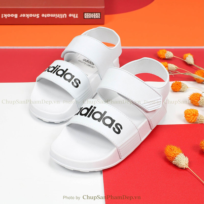 Giày Quai Hậu Logo Adidas Thiết Kế Basic