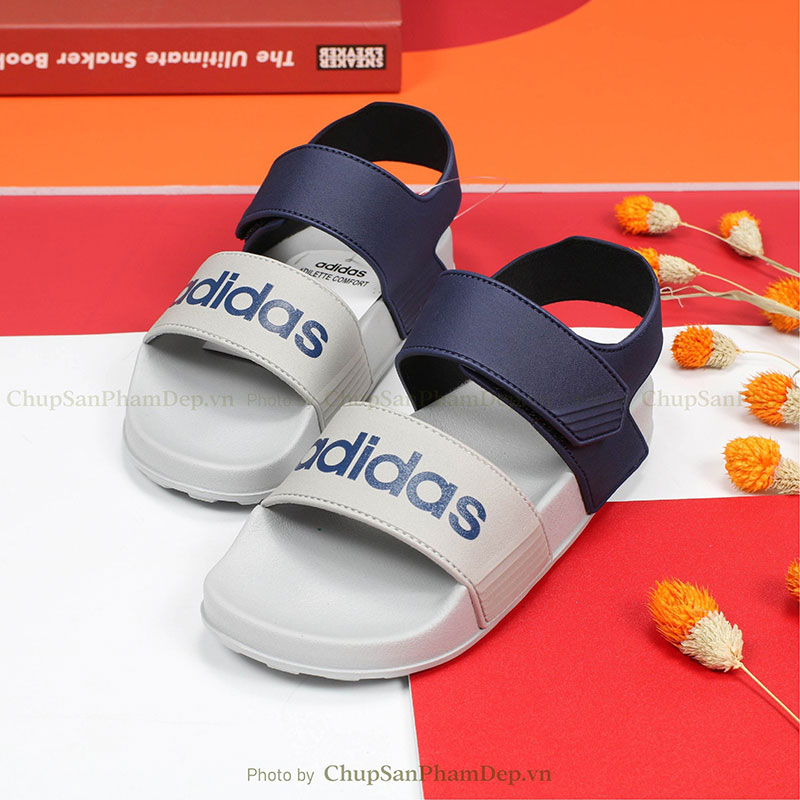 Giày Quai Hậu Logo Adidas Thiết Kế Basic