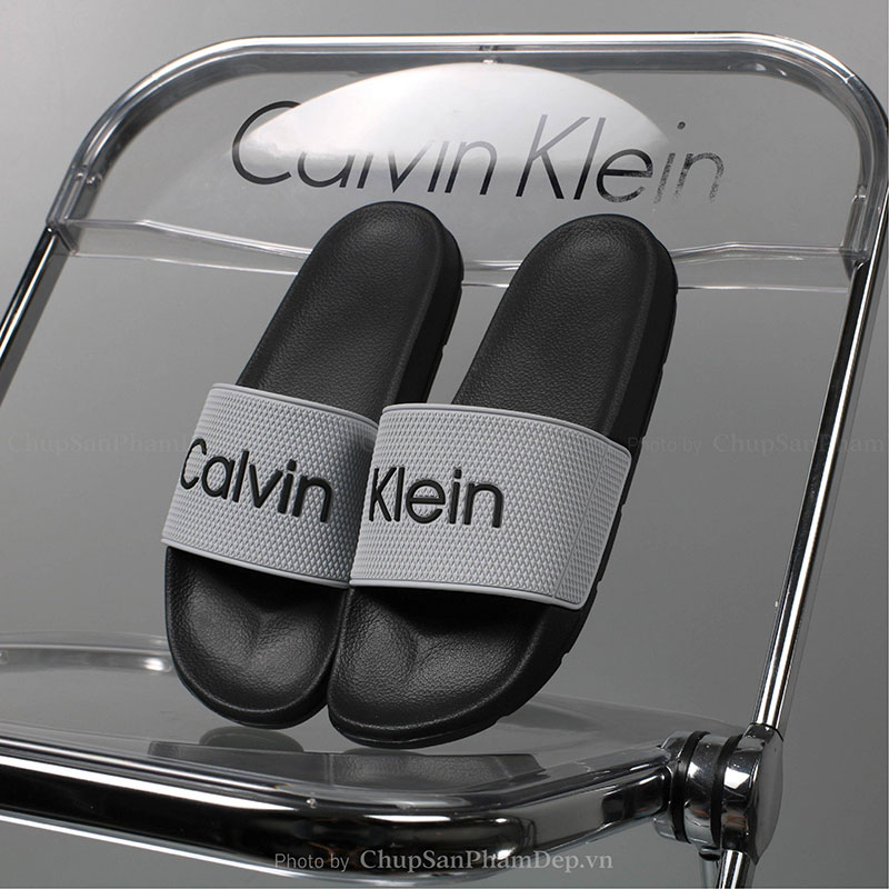 Dép Bản Quai Úp IPI Chữ Calvin Klein Sắc Nét